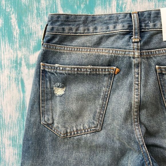 Zara The Raw Hem Mid Rise Slim Jeans - Picture 5 of 10